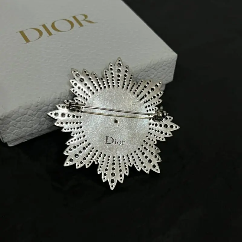 christian dior brooches pour femme s_12156421